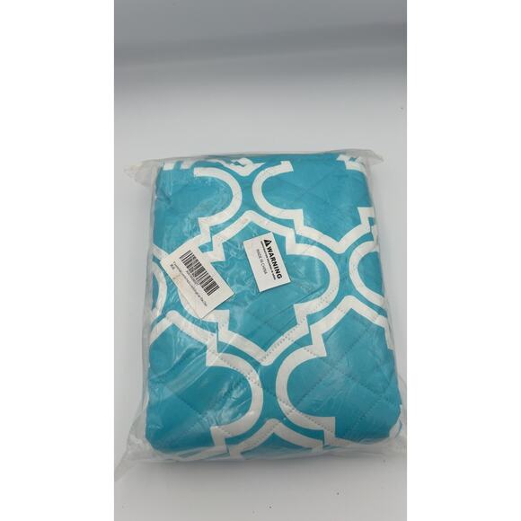 Light Blue and White Sofa Cover *NEW IN ORIGINAL PACKAGE* - Picture 2 of 4